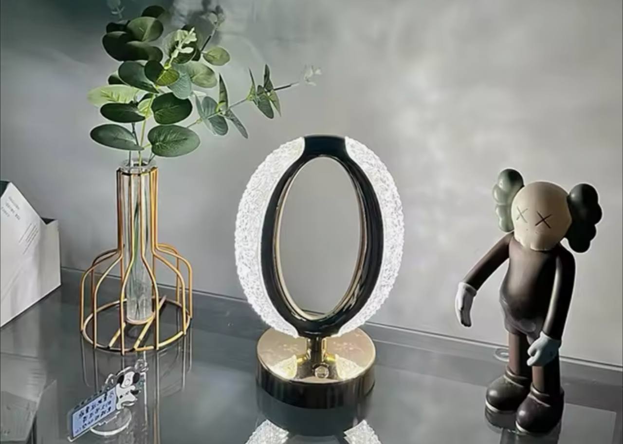 اباجورة كريستال بيضاوي تاتش بالشحن USB | متعددة الألوان مع 3 مستويات إضاءة